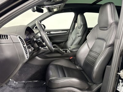 2023 Porsche Cayenne AWD