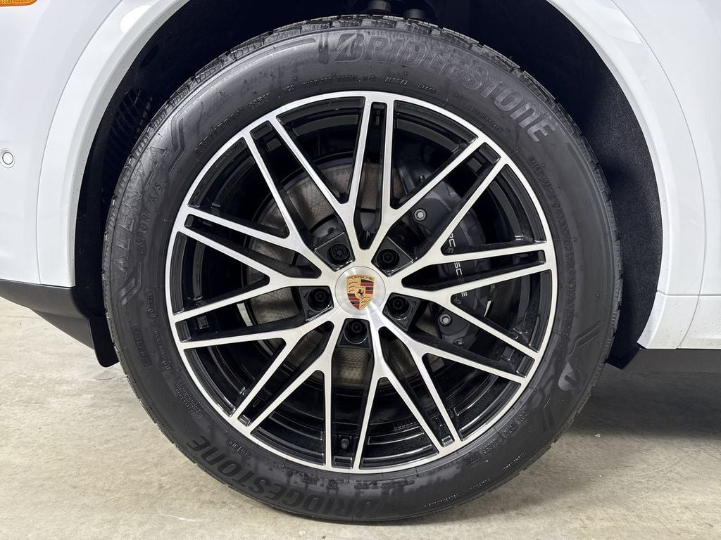 2026 Porsche Cayenne AWD