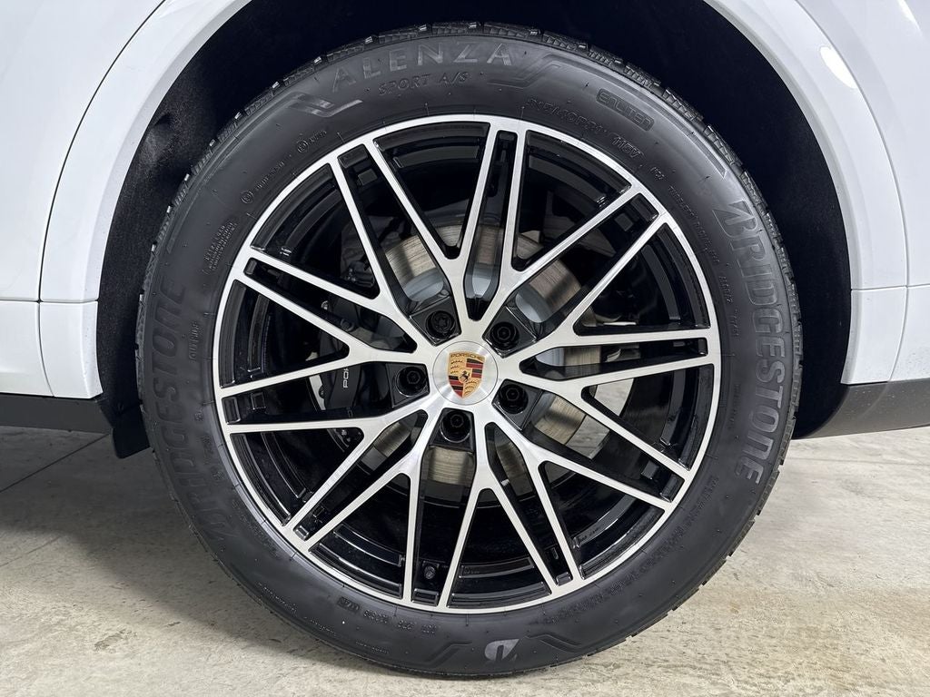 2026 Porsche Cayenne AWD