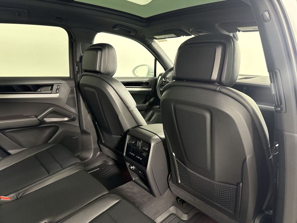 2026 Porsche Cayenne AWD