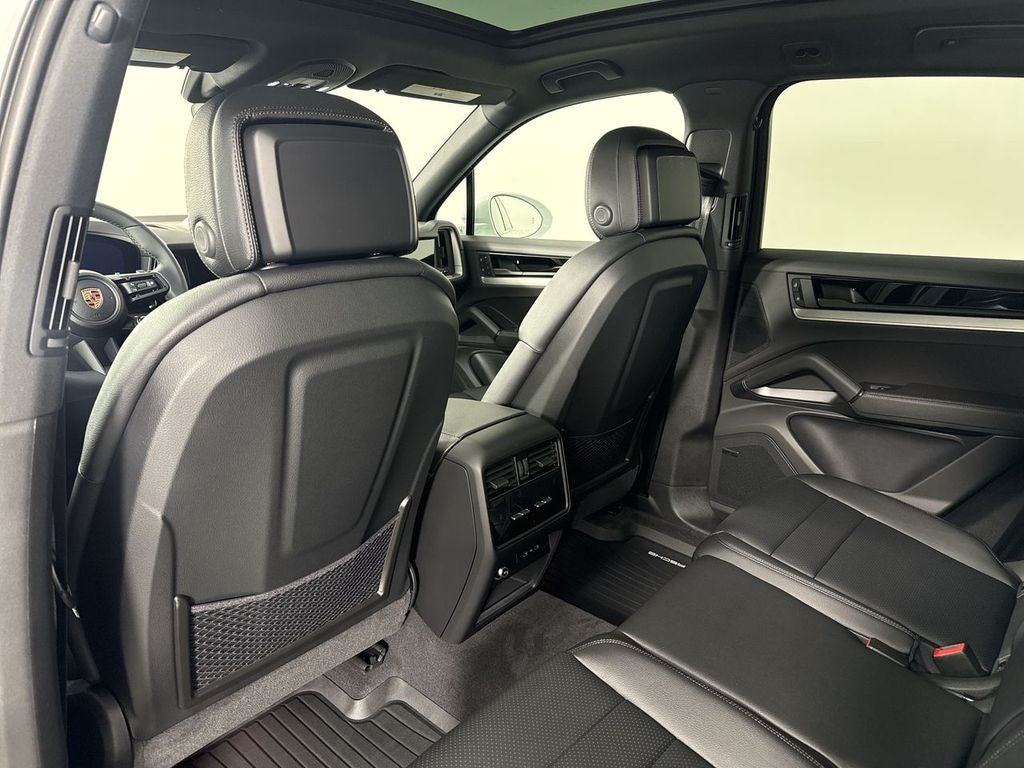 2026 Porsche Cayenne AWD