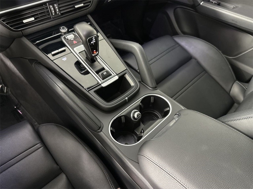 2022 Porsche Cayenne AWD