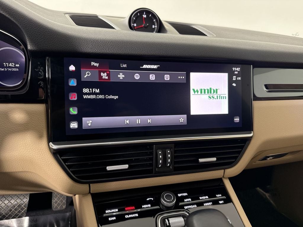 2023 Porsche Cayenne Platinum Edition