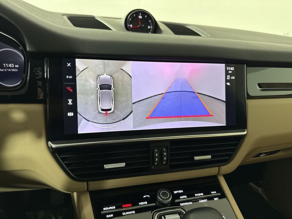 2023 Porsche Cayenne Platinum Edition