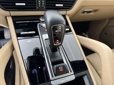 2023 Porsche Cayenne Platinum Edition
