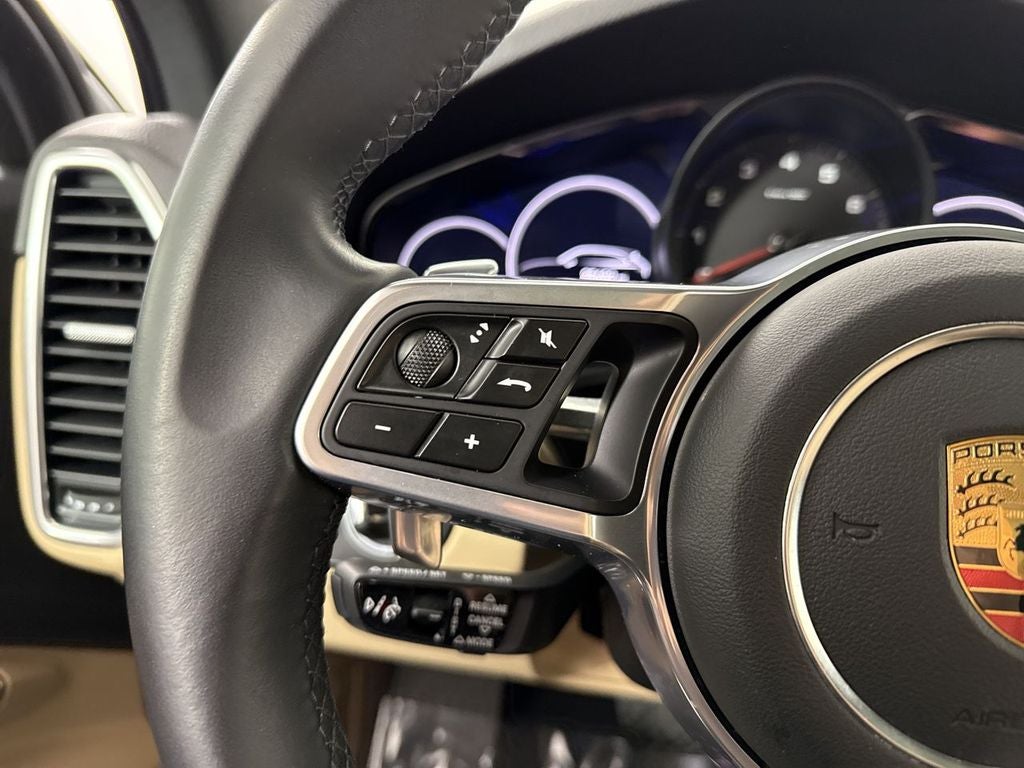 2023 Porsche Cayenne Platinum Edition