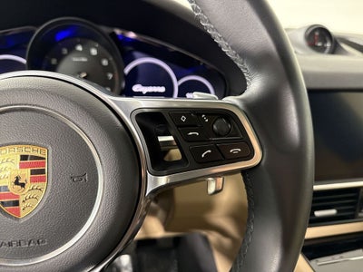 2023 Porsche Cayenne Platinum Edition