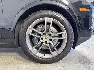2024 Porsche Cayenne AWD