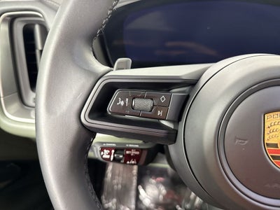 2024 Porsche Cayenne AWD