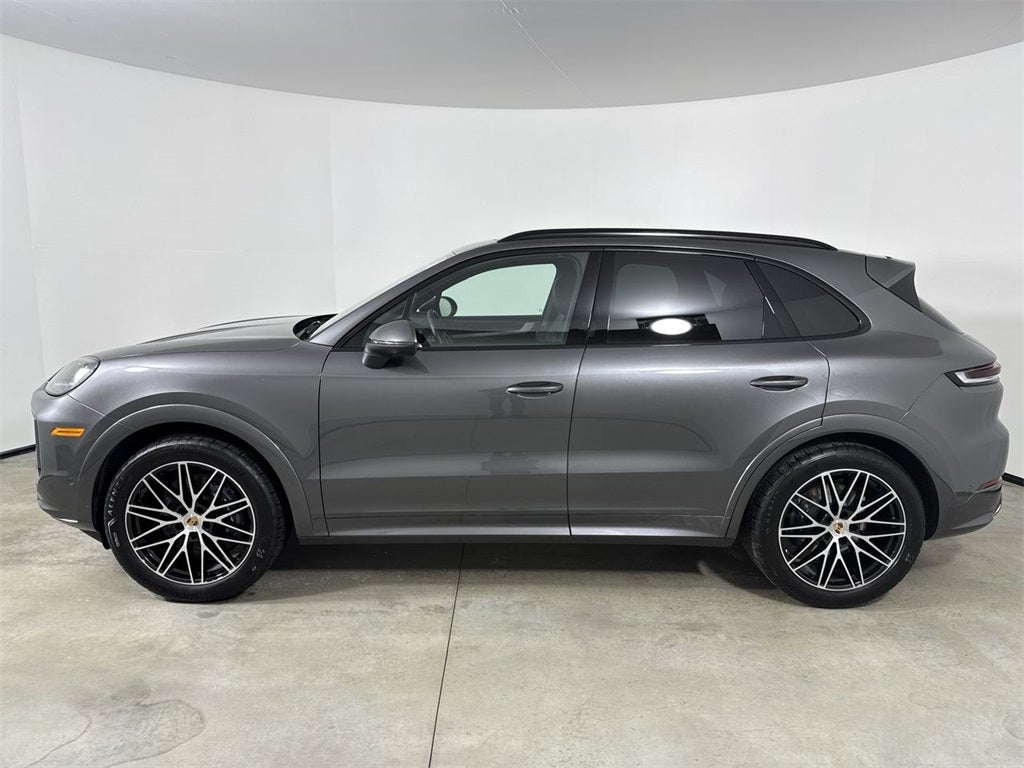 2025 Porsche Cayenne AWD