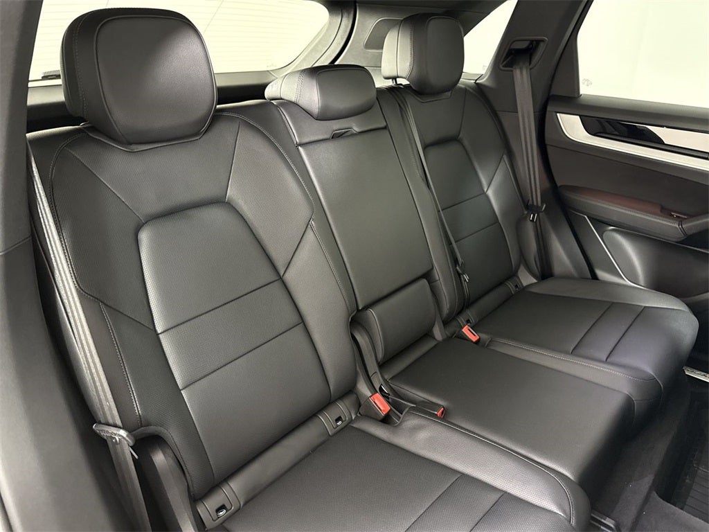 2025 Porsche Cayenne AWD