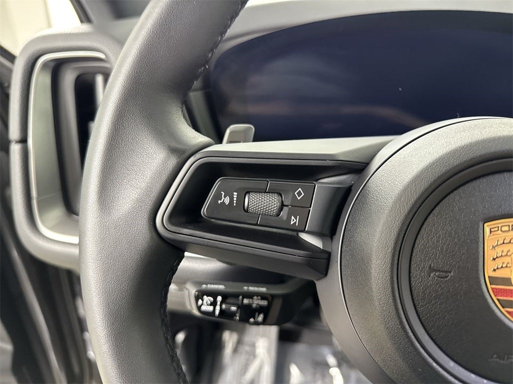 2025 Porsche Cayenne AWD