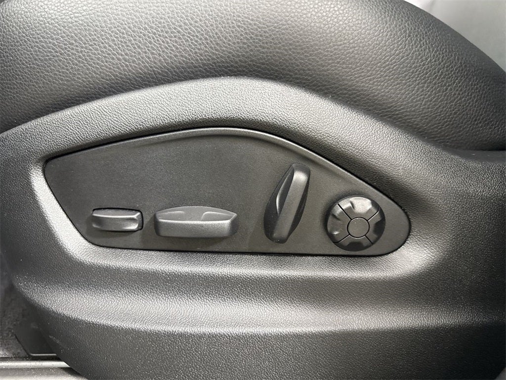 2025 Porsche Cayenne AWD