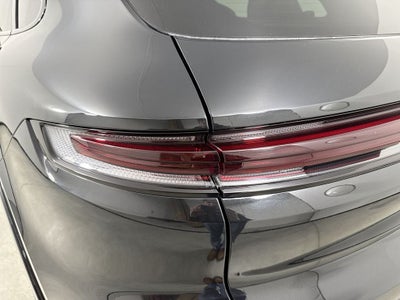 2025 Porsche Cayenne AWD