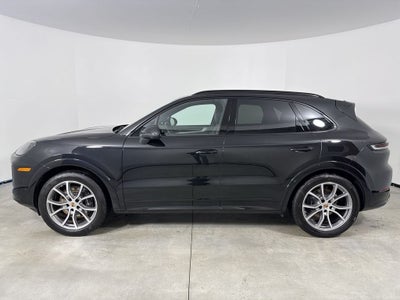 2025 Porsche Cayenne AWD