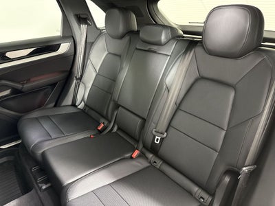 2025 Porsche Cayenne AWD