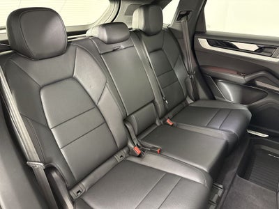 2025 Porsche Cayenne AWD