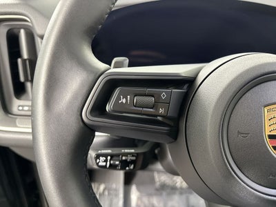 2025 Porsche Cayenne AWD