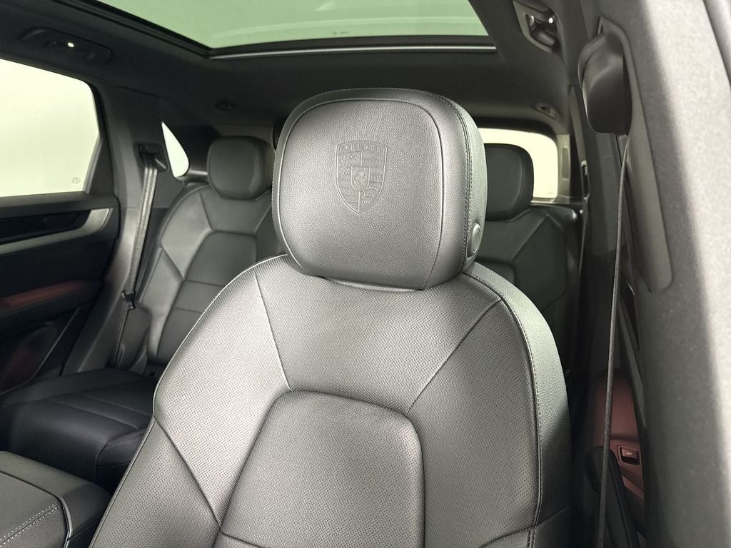 2025 Porsche Cayenne AWD