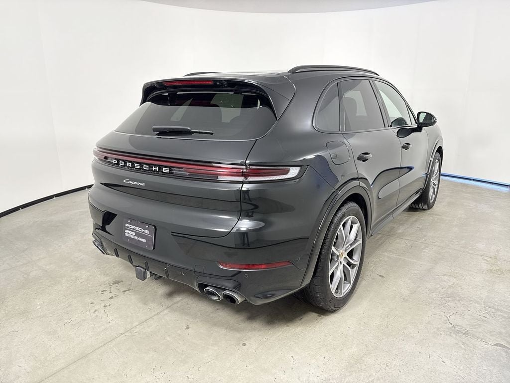 2025 Porsche Cayenne AWD