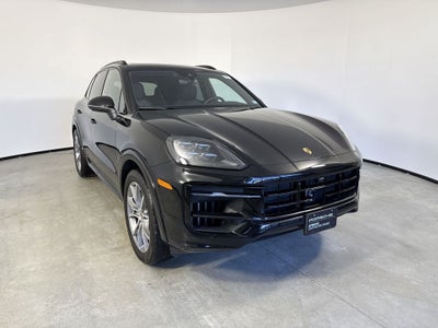 2025 Porsche Cayenne AWD