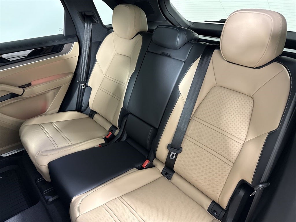 2026 Porsche Cayenne AWD