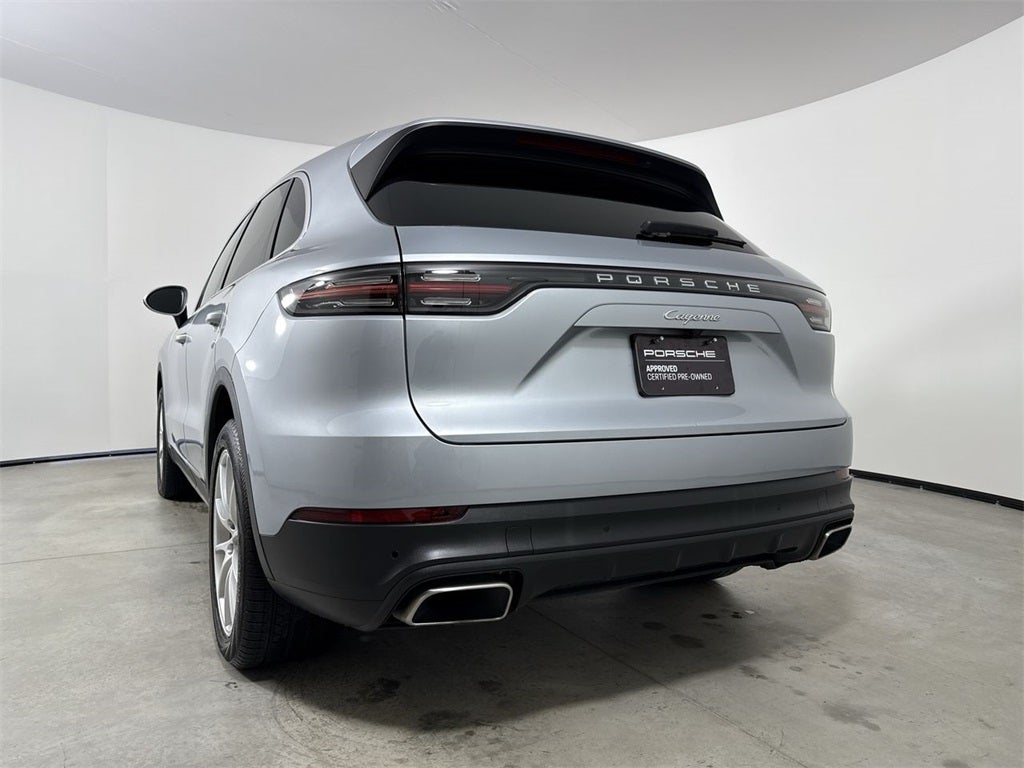 2023 Porsche Cayenne Platinum Edition