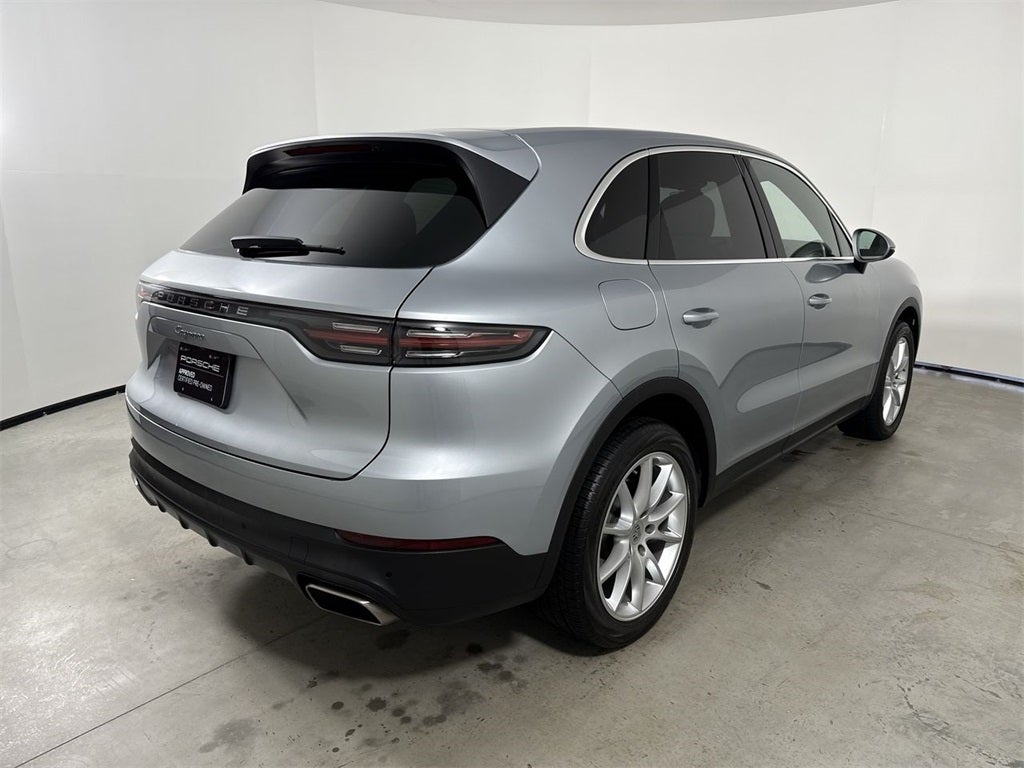 2023 Porsche Cayenne Platinum Edition