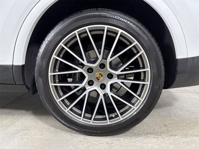 2023 Porsche Cayenne Platinum Edition