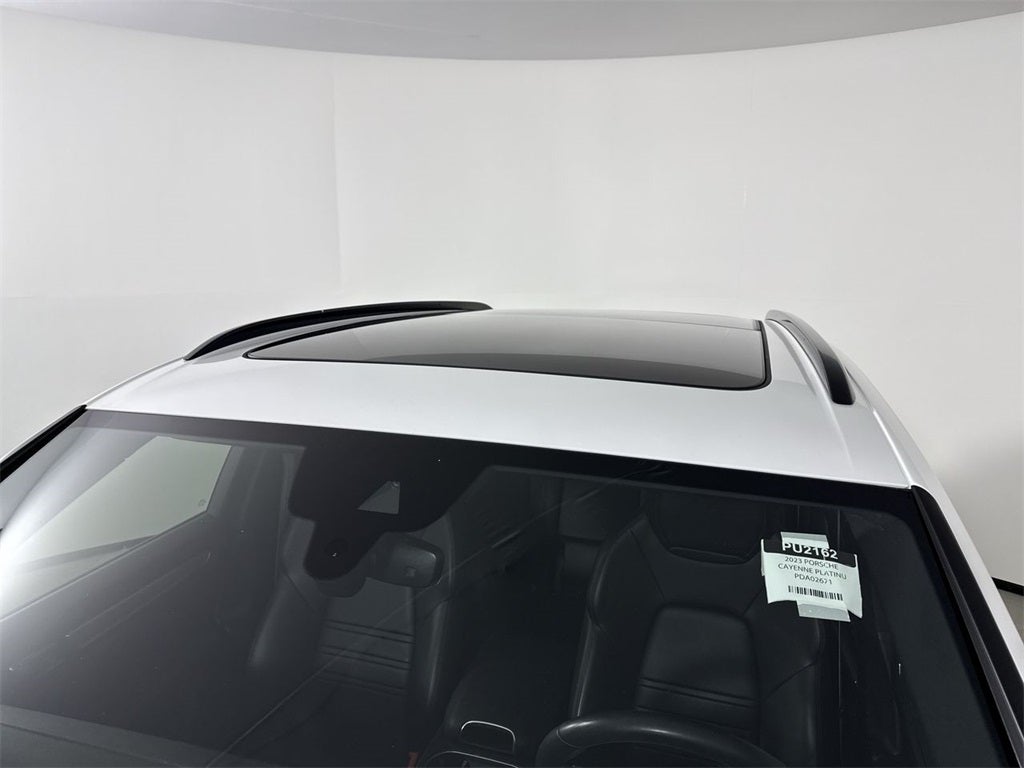 2023 Porsche Cayenne Platinum Edition