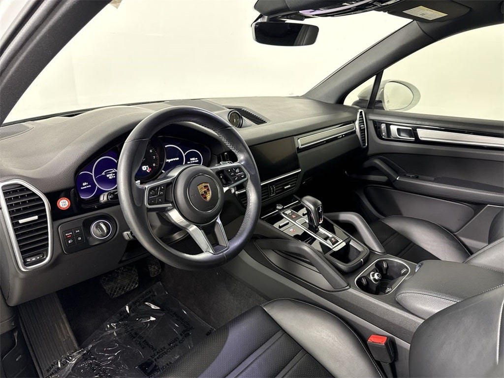 2023 Porsche Cayenne Platinum Edition