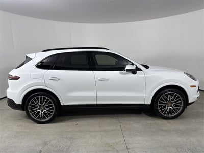 2023 Porsche Cayenne Platinum Edition