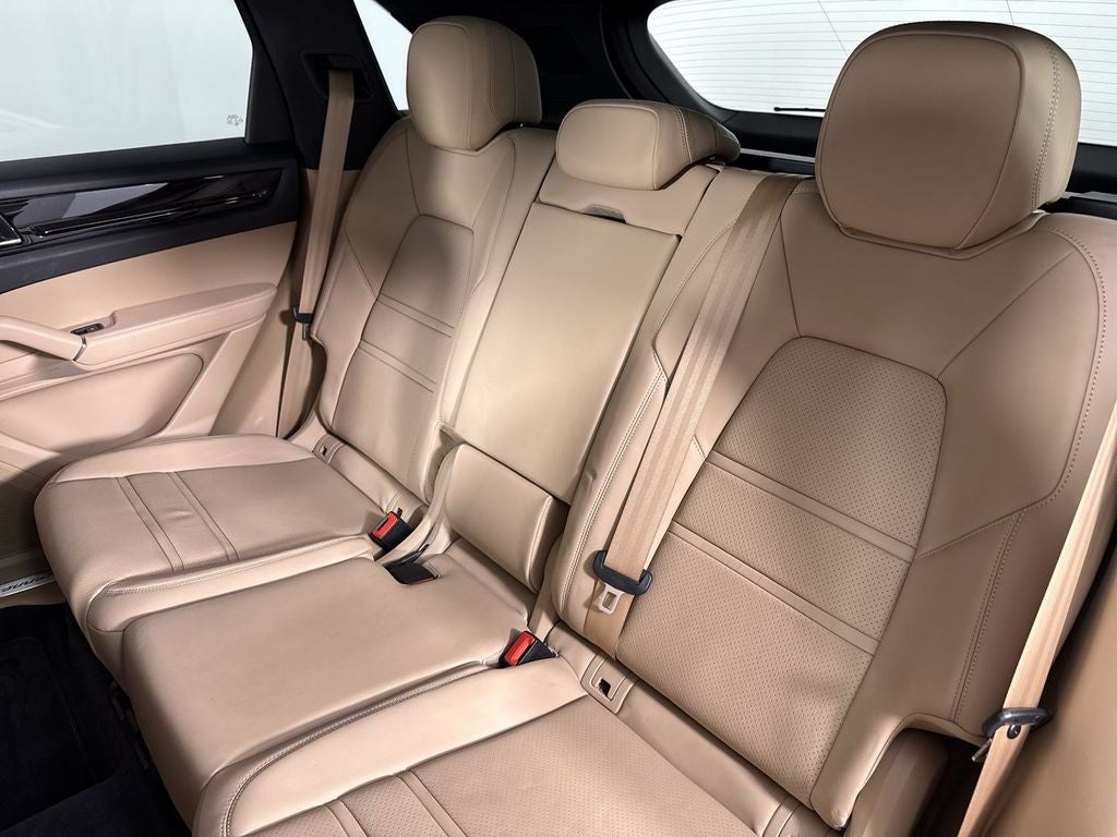 2023 Porsche Cayenne AWD