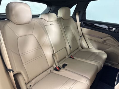 2023 Porsche Cayenne AWD