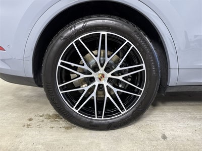 2025 Porsche Cayenne AWD