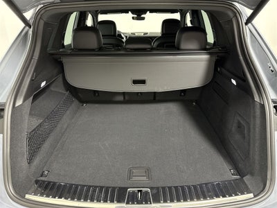 2025 Porsche Cayenne AWD