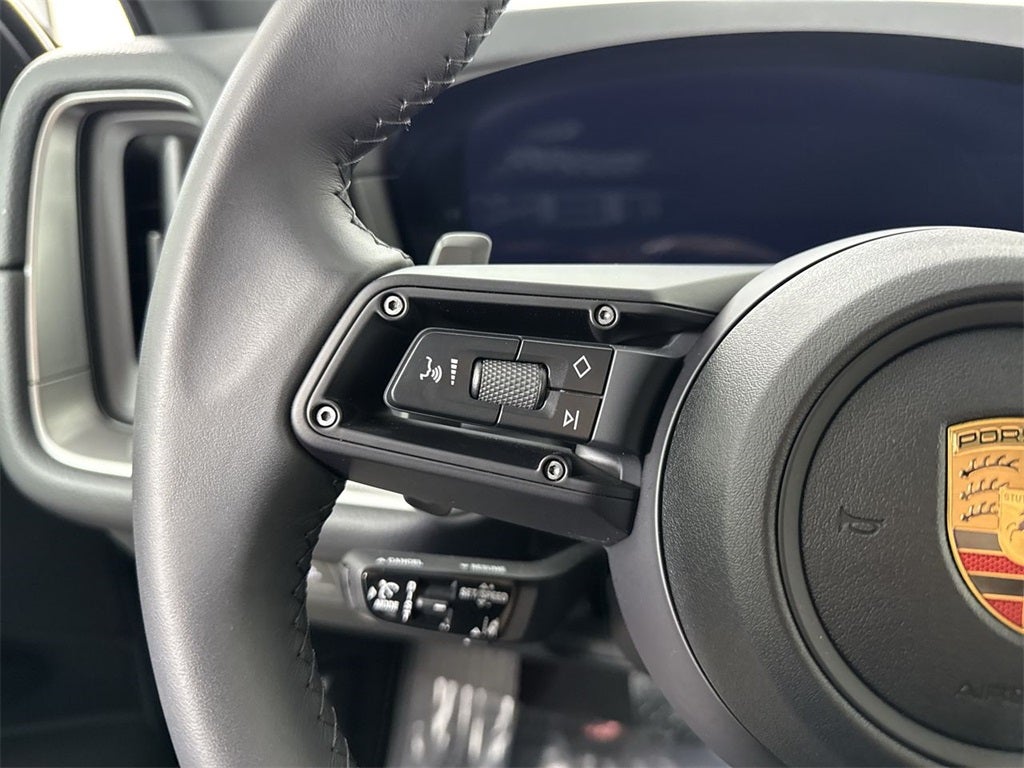 2025 Porsche Cayenne AWD