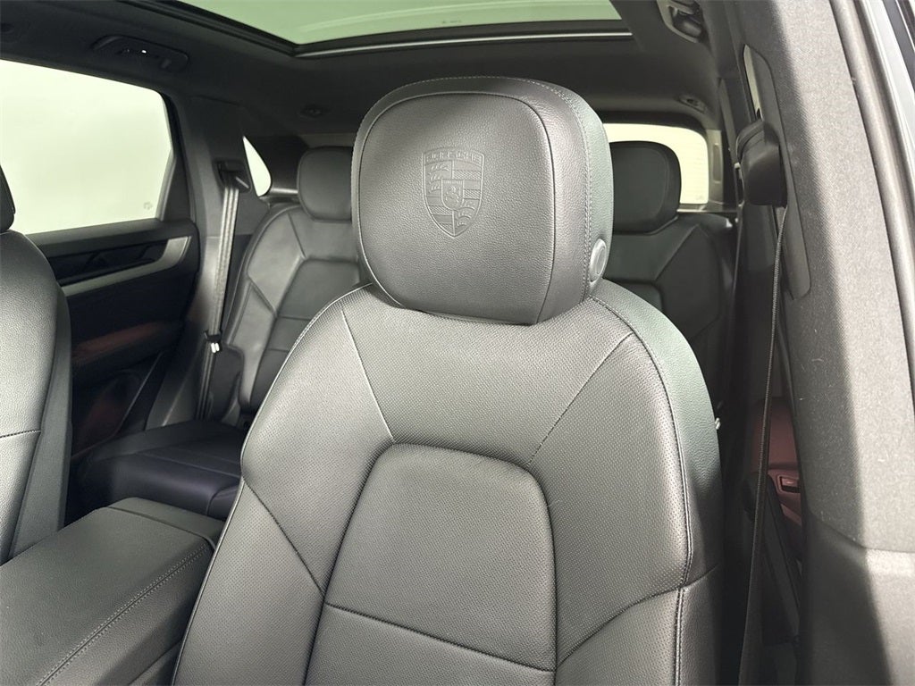2025 Porsche Cayenne AWD