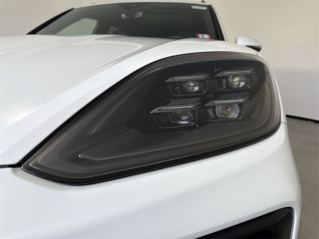 2025 Porsche Cayenne AWD