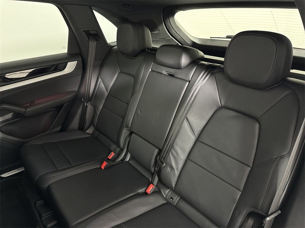2025 Porsche Cayenne AWD