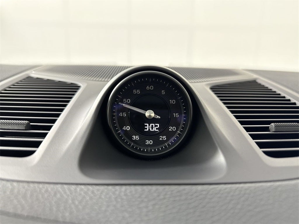 2025 Porsche Cayenne AWD