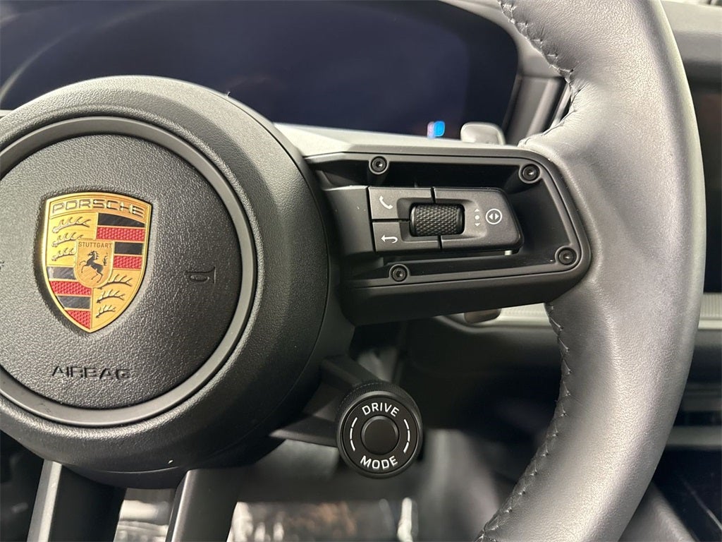 2025 Porsche Cayenne AWD