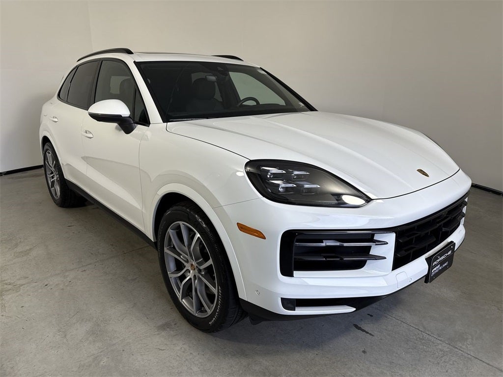 2025 Porsche Cayenne AWD