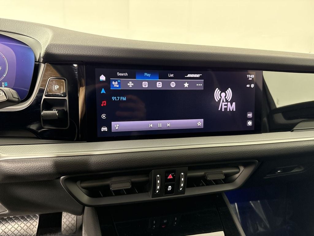 2025 Porsche Cayenne AWD