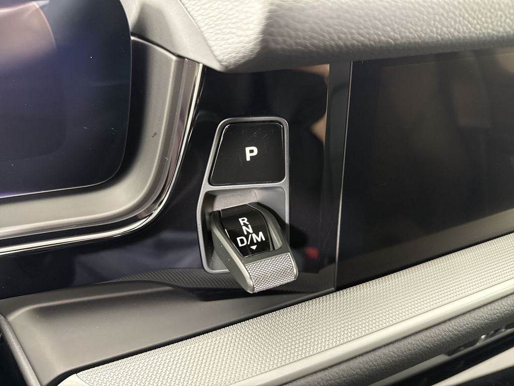 2025 Porsche Cayenne AWD