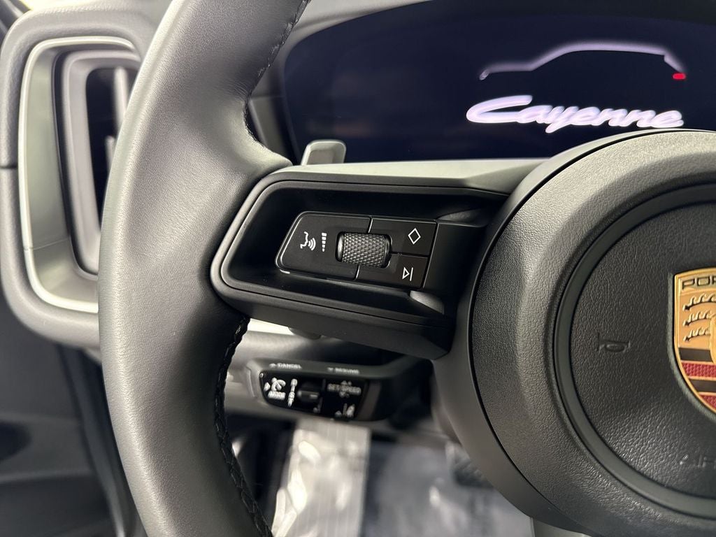 2025 Porsche Cayenne AWD