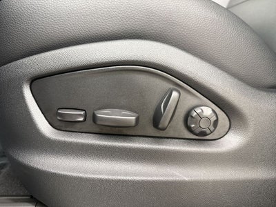 2025 Porsche Cayenne AWD