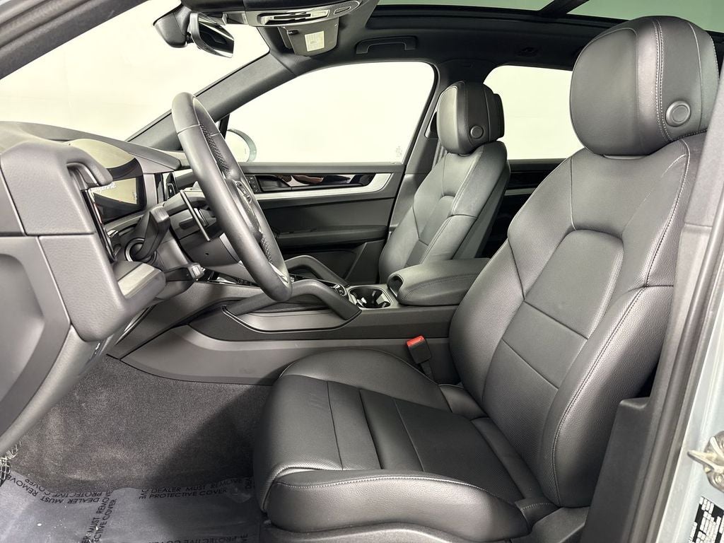 2025 Porsche Cayenne AWD