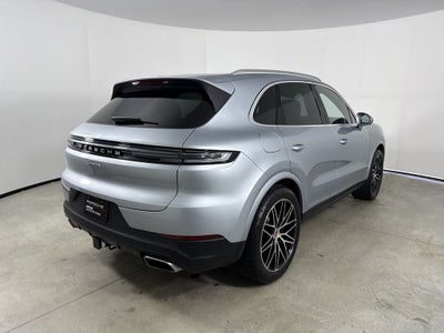 2025 Porsche Cayenne AWD