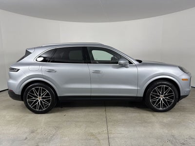 2025 Porsche Cayenne AWD
